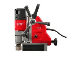 Kernboormachine met magneetvoet